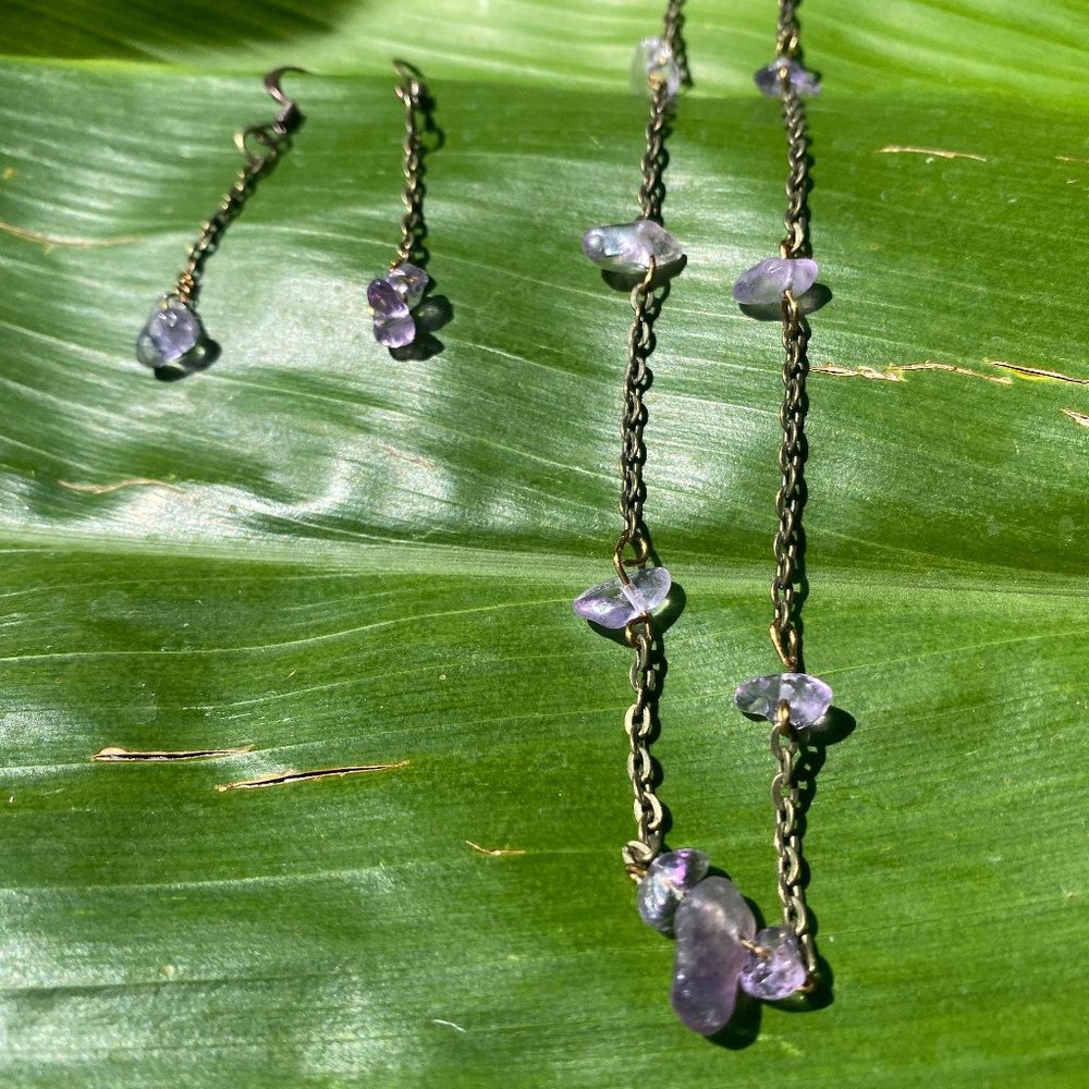 Amethyst satellite necklace and drop earrings set.